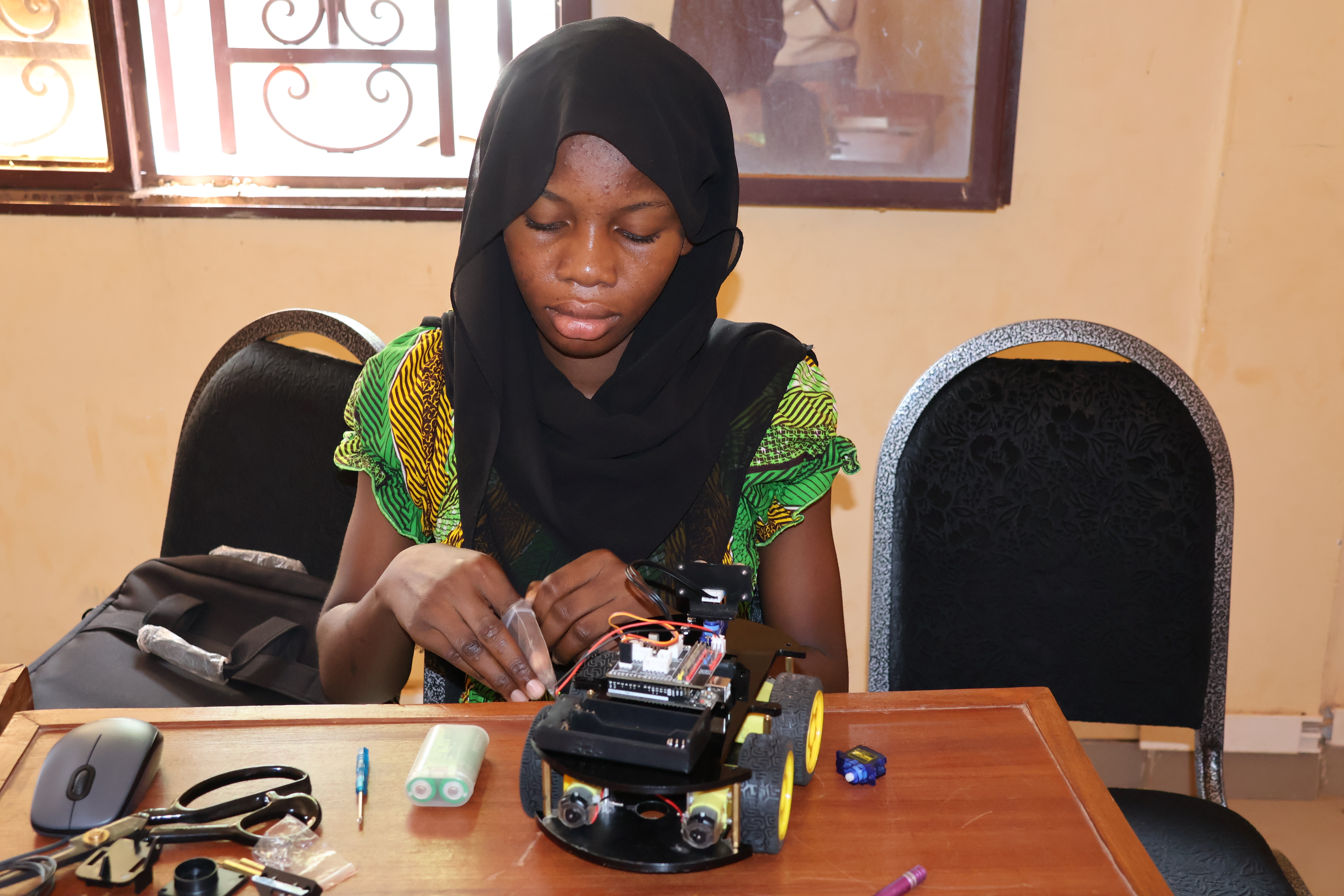 Camp Vacances Robotique 2026 : SOS Villages d’Enfants Burkina Faso prépare les innovateurs de demain