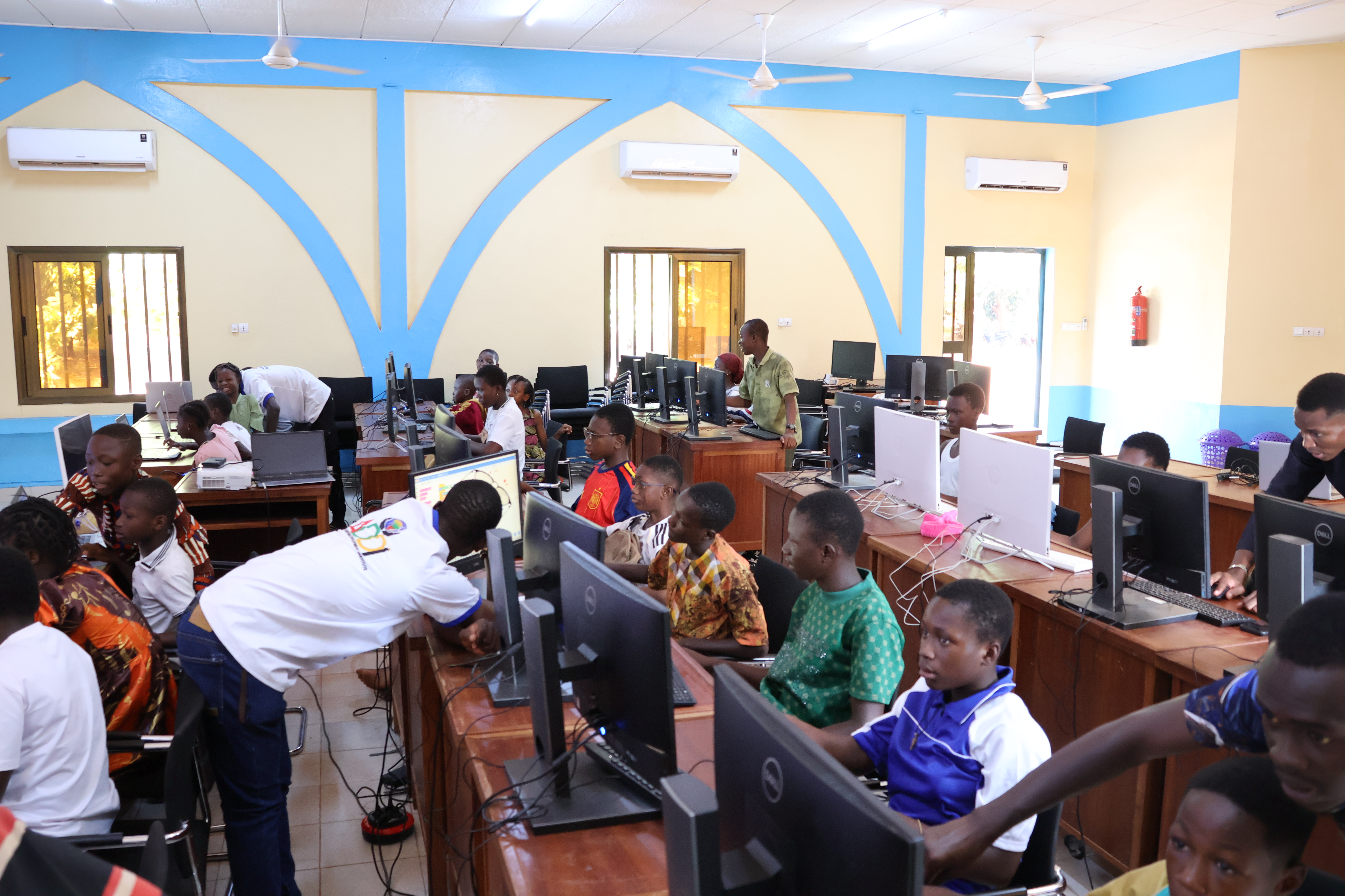 Camp Vacances Robotique 2026 : SOS Villages d’Enfants Burkina Faso prépare les innovateurs de demain