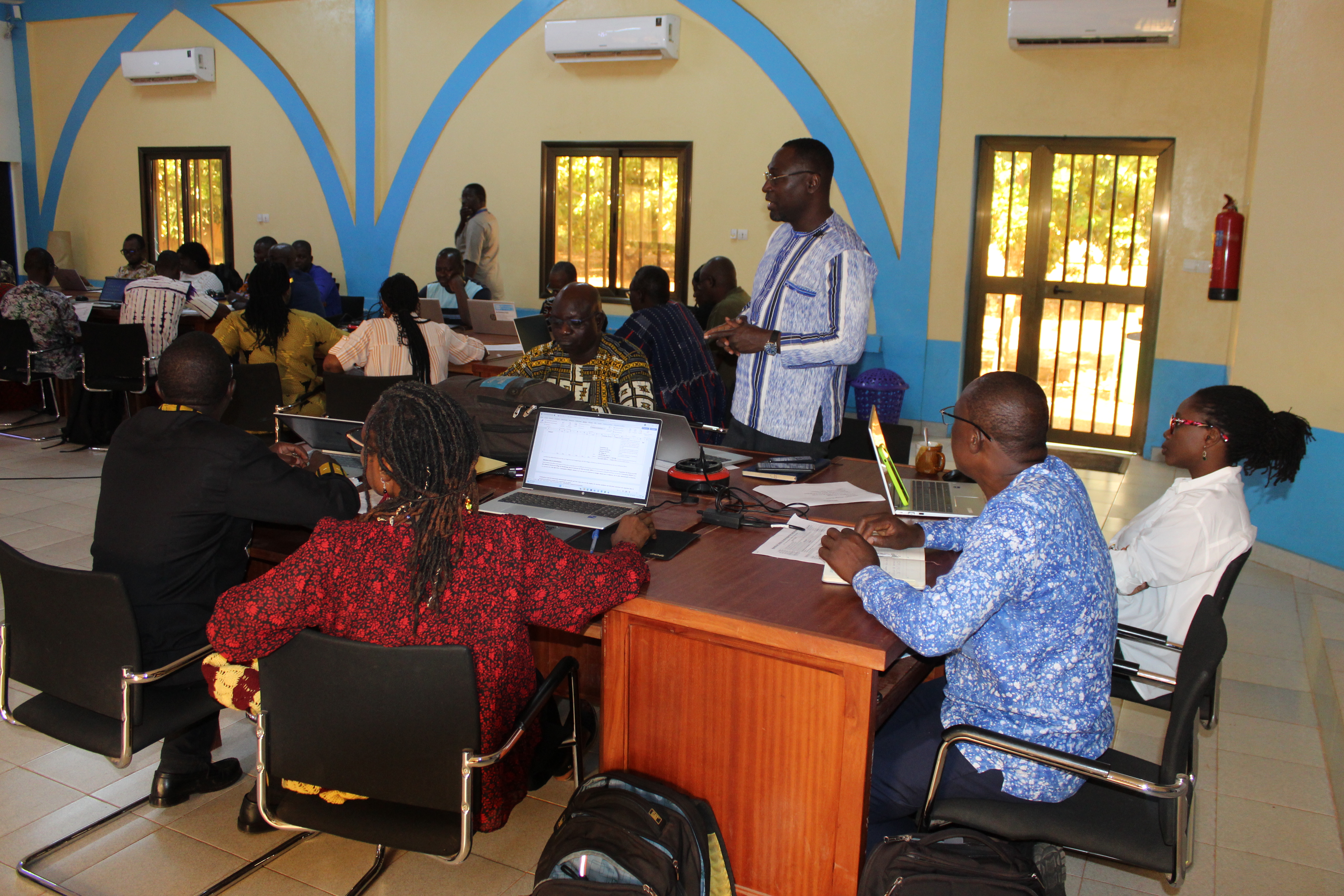 SOS Villages d'Enfants Burkina Faso renforce ses programmes à travers un atelier national